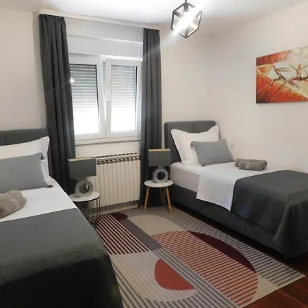 Apartment Luno
