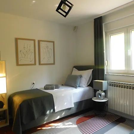 Luno Apartment *